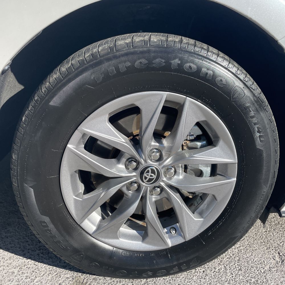 2024 Toyota Sienna XLE 8-Passenger