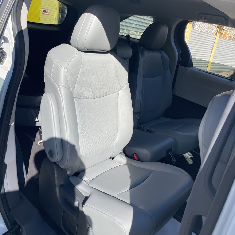 2024 Toyota Sienna XLE 8-Passenger