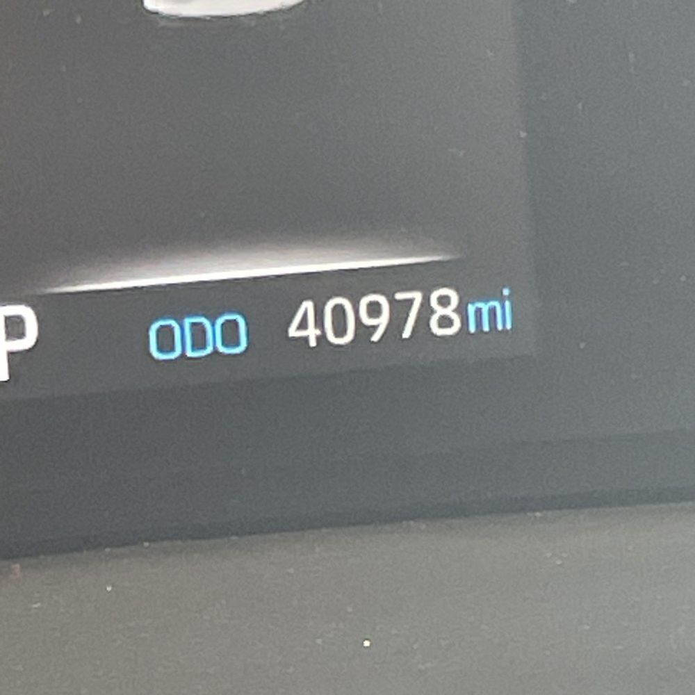 2024 Toyota Sienna XLE 8-Passenger