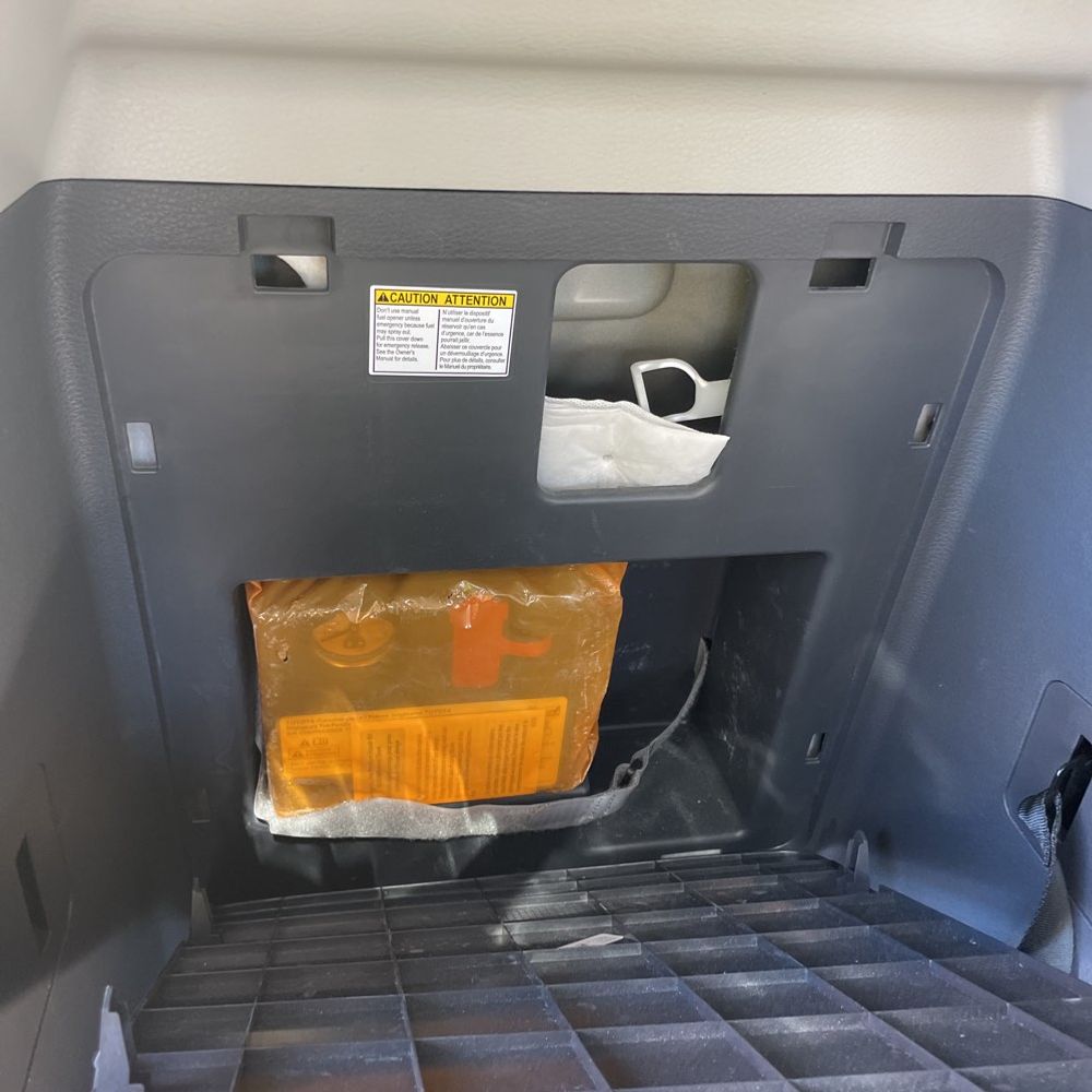 2024 Toyota Sienna XLE 8-Passenger