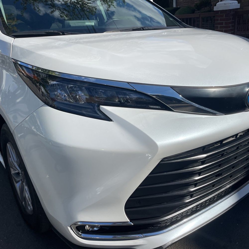 2024 Toyota Sienna XLE 8-Passenger