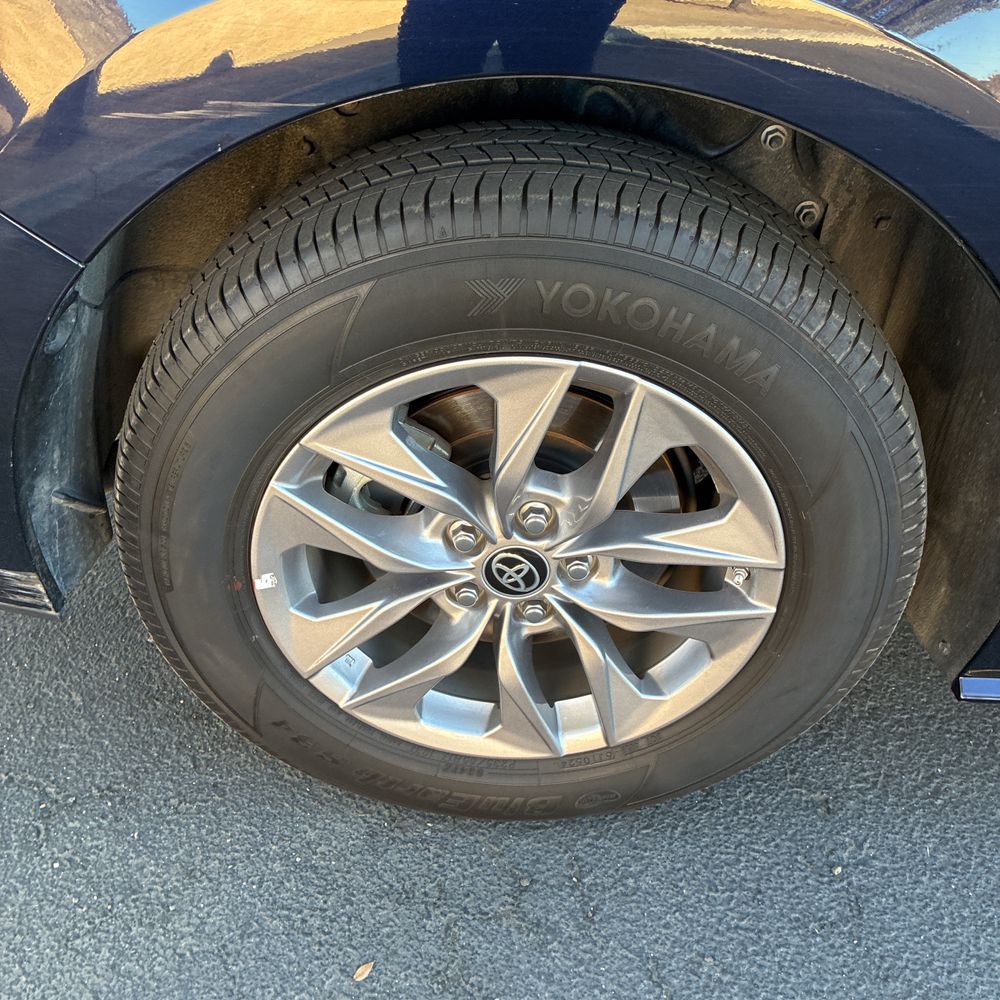 2024 Toyota Sienna XLE 8-Passenger
