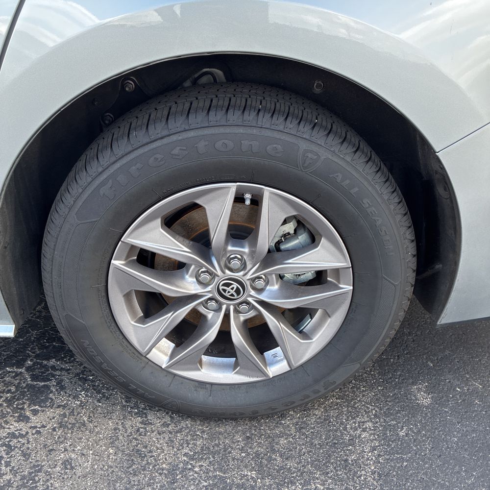 2023 Toyota Sienna XLE 7-Passenger