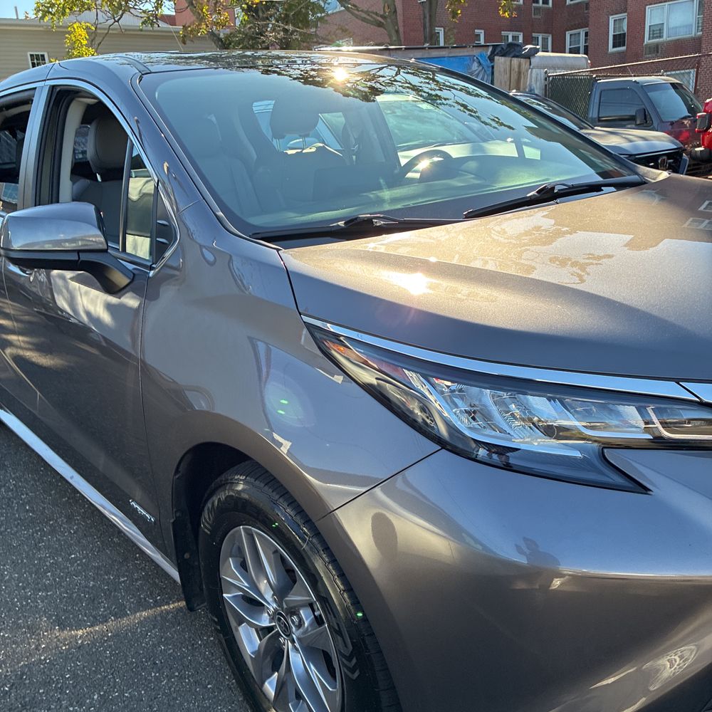 2021 Toyota Sienna XLE 7-Passenger