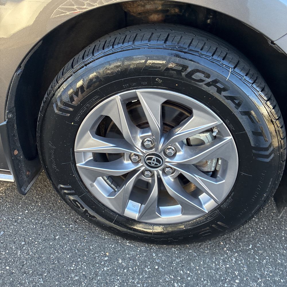 2021 Toyota Sienna XLE 7-Passenger