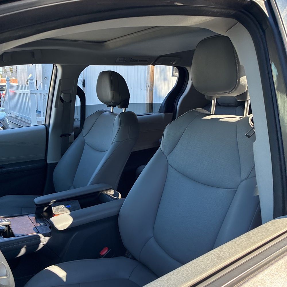 2021 Toyota Sienna XLE 7-Passenger