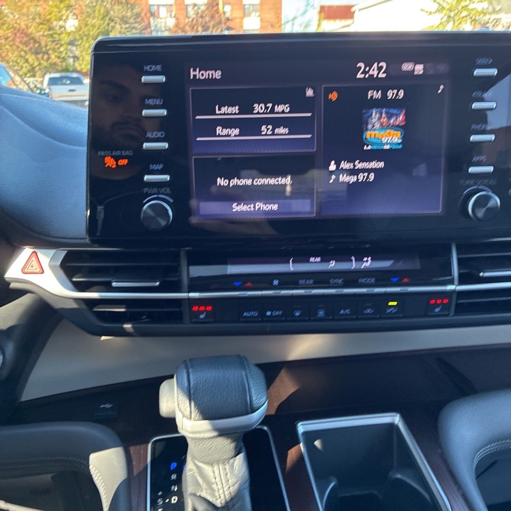 2021 Toyota Sienna XLE 7-Passenger