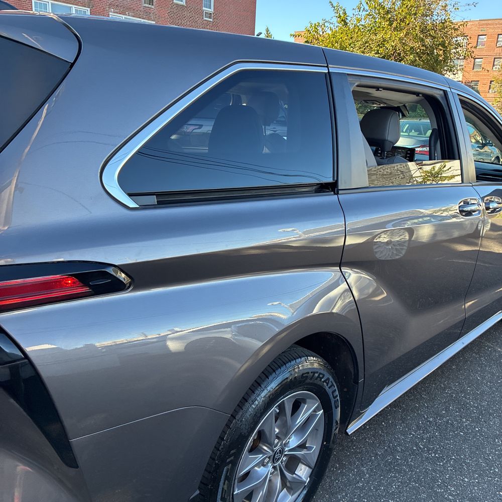 2021 Toyota Sienna XLE 7-Passenger
