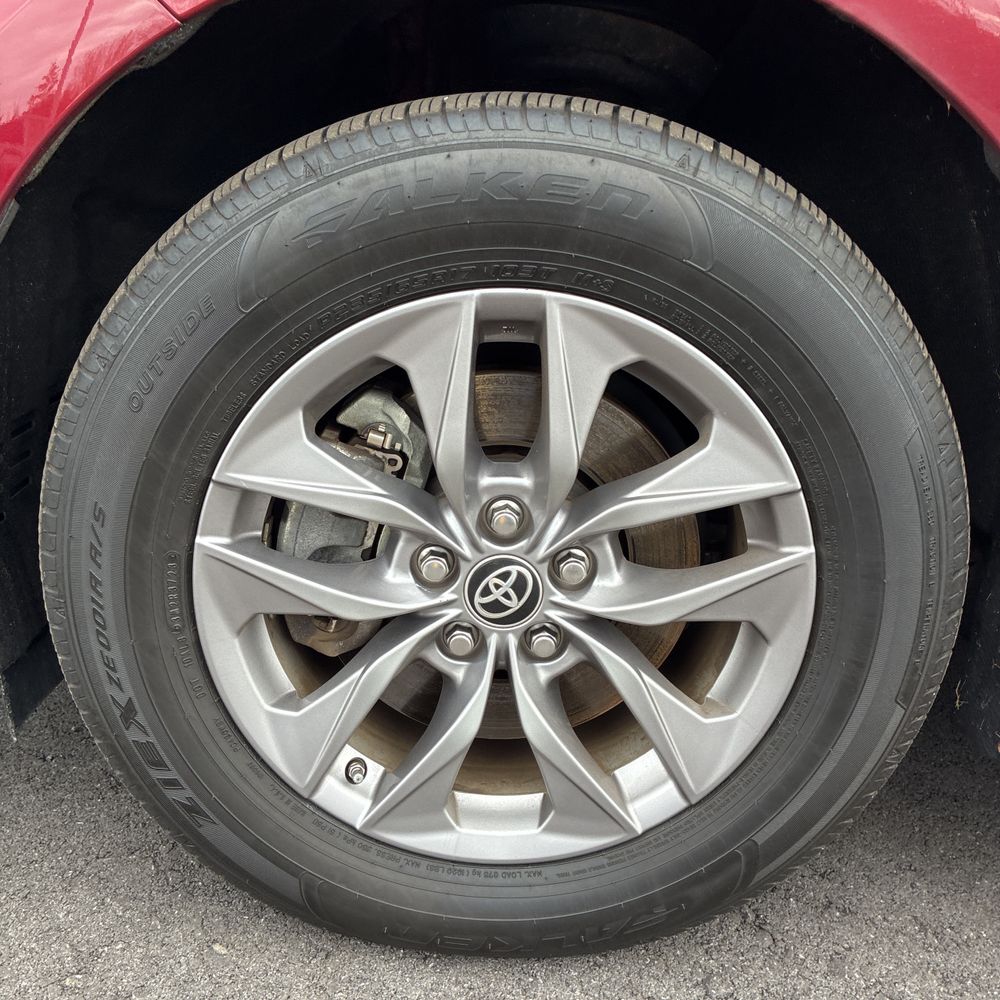 2022 Toyota Sienna XLE 7-Passenger