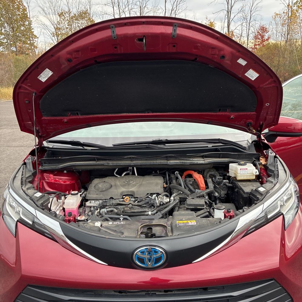 2022 Toyota Sienna XLE 7-Passenger