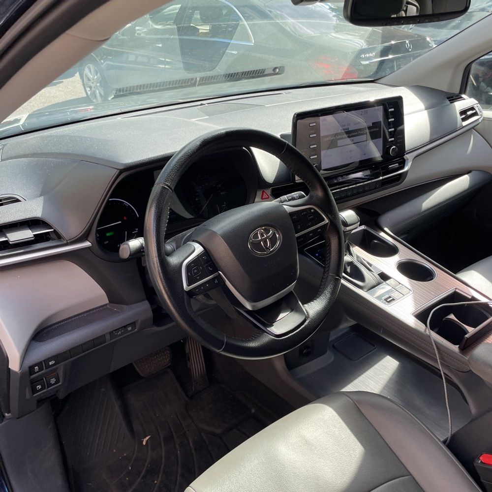 2022 Toyota Sienna XLE 7-Passenger