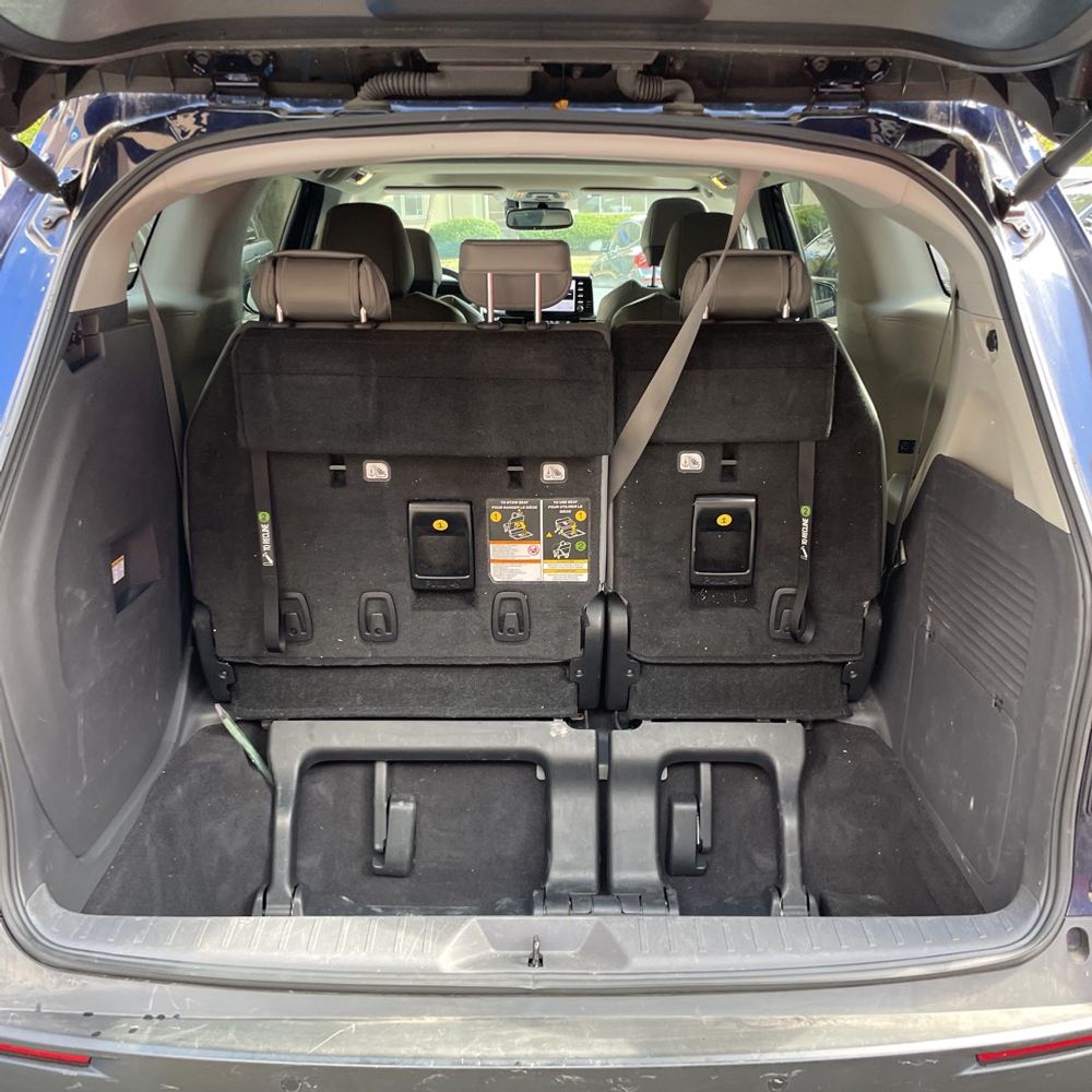 2022 Toyota Sienna XLE 7-Passenger