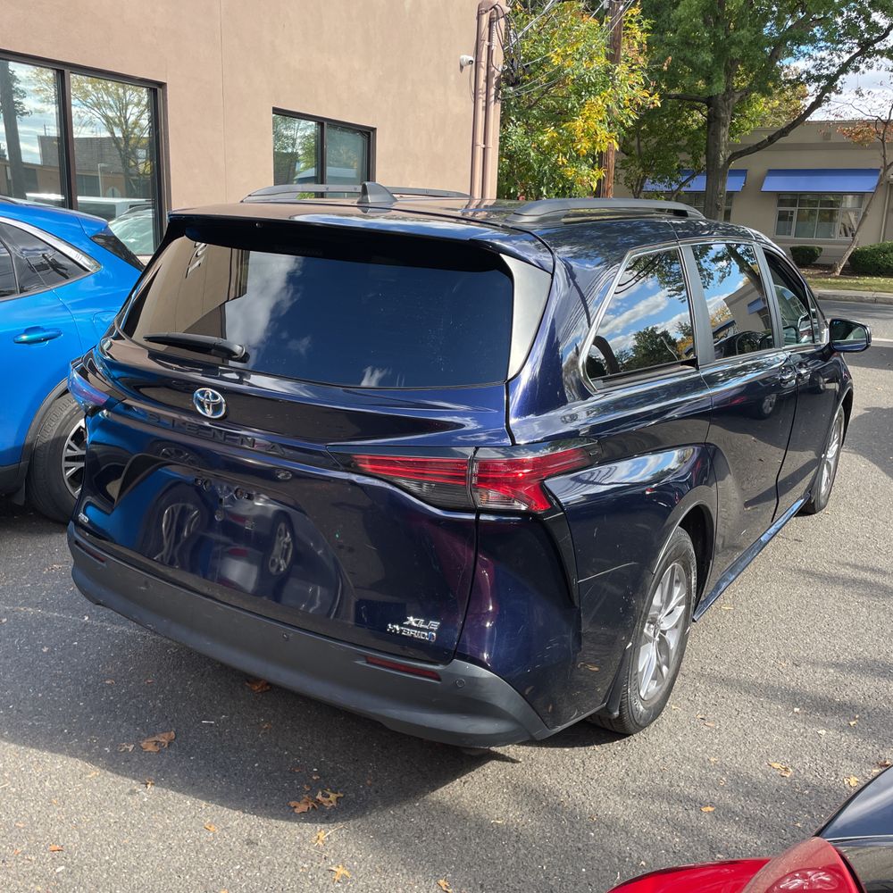 2022 Toyota Sienna XLE 7-Passenger