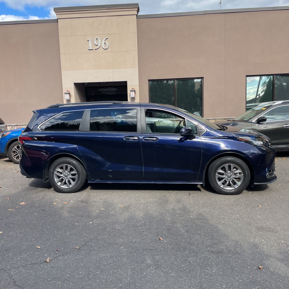 2022 Toyota Sienna XLE 7-Passenger