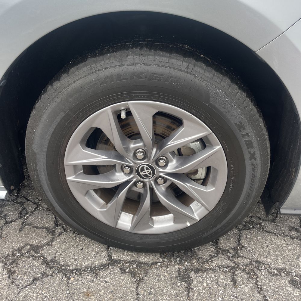 2023 Toyota Sienna XLE 7-Passenger