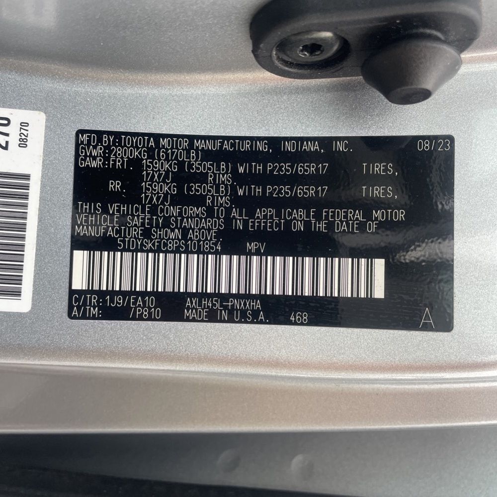 2023 Toyota Sienna XLE 7-Passenger