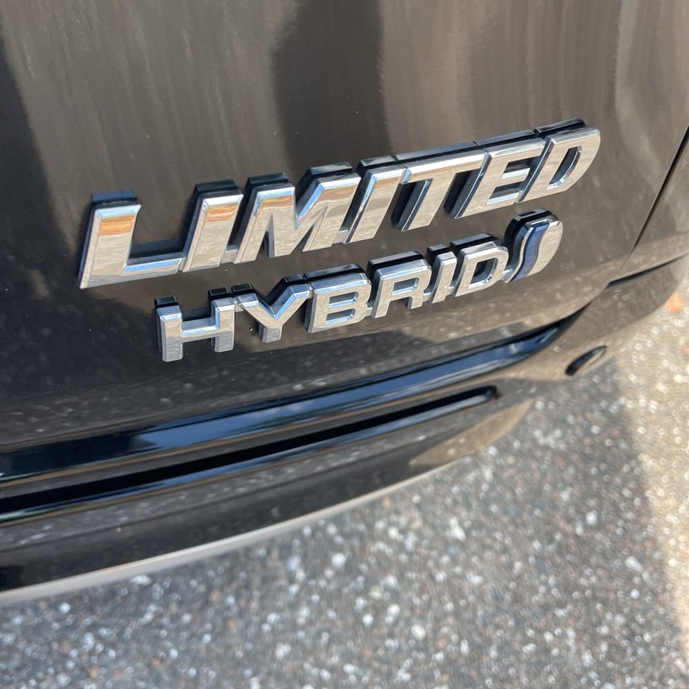 2023 Toyota Sienna Limited 7-Passenger