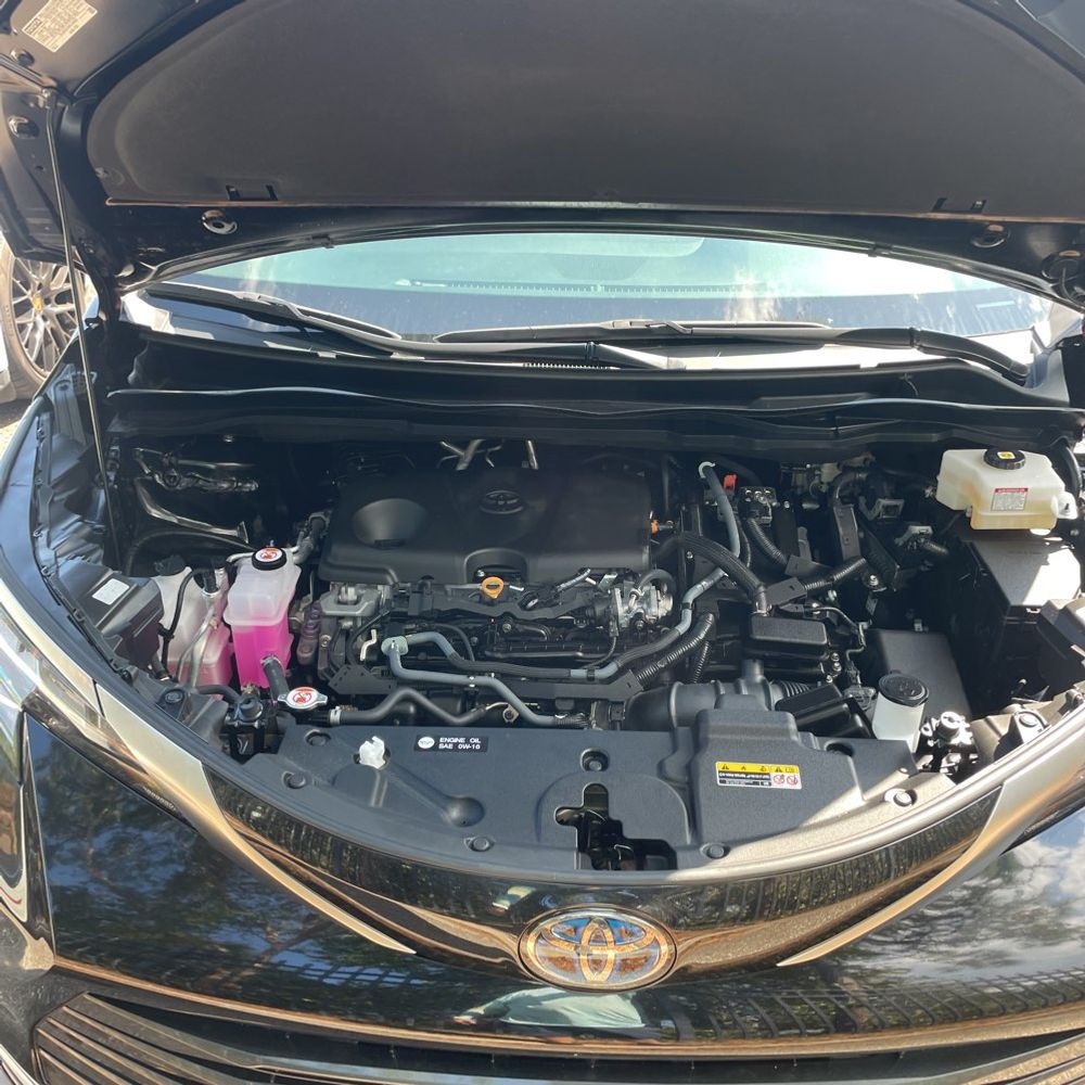 2023 Toyota Sienna Limited 7-Passenger