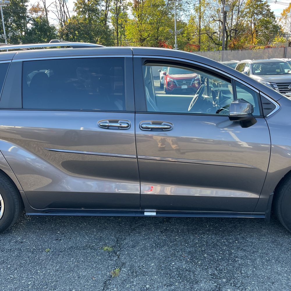 2023 Toyota Sienna Limited 7-Passenger