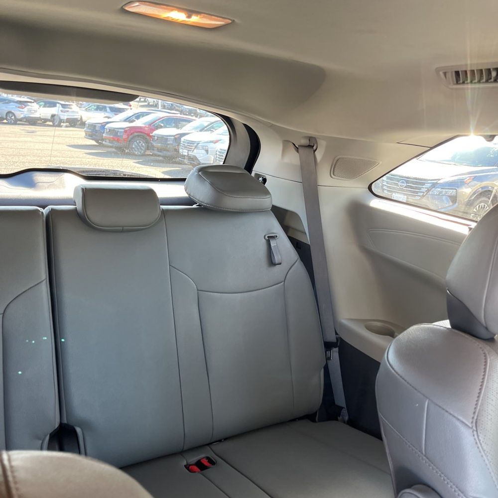 2023 Toyota Sienna Limited 7-Passenger