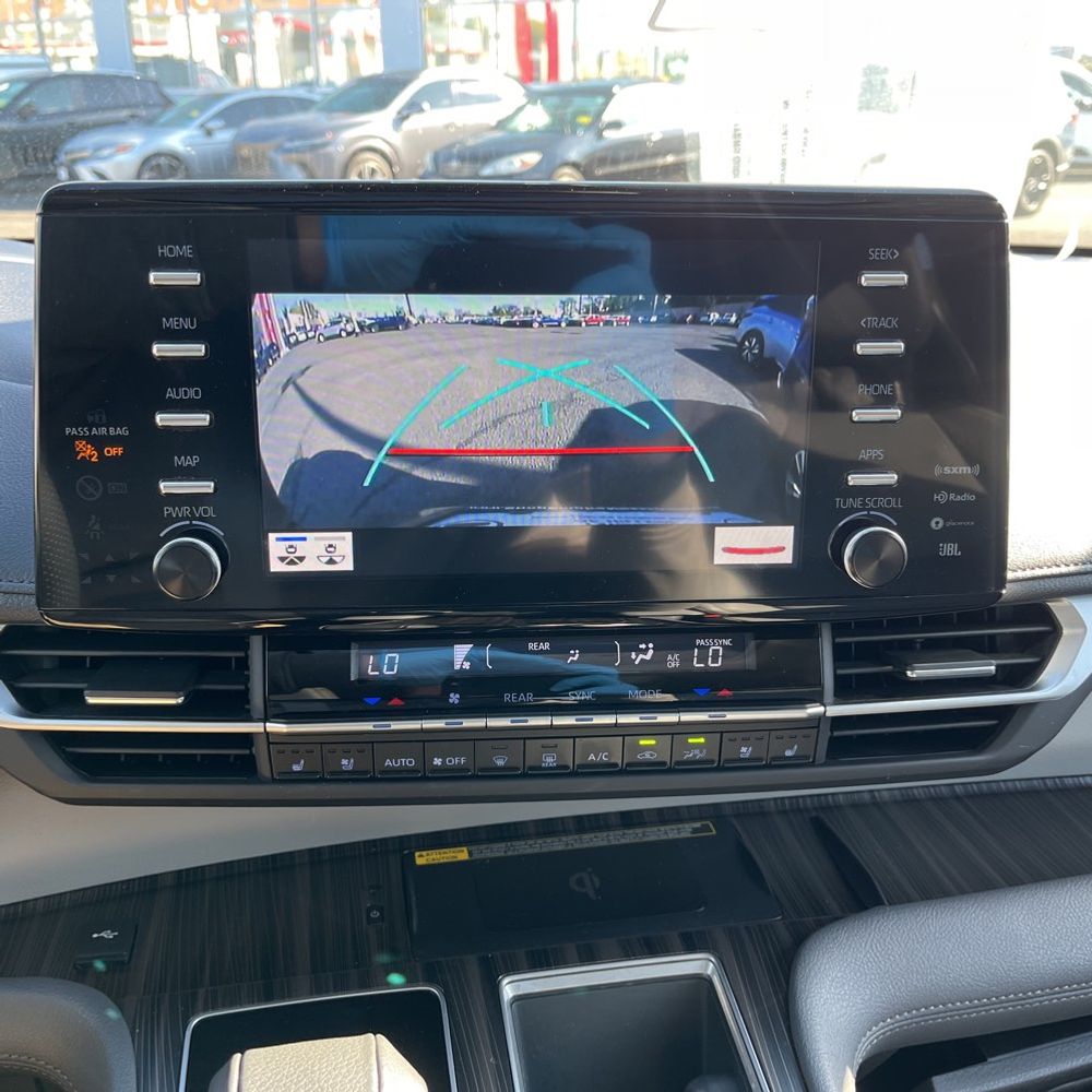 2023 Toyota Sienna Limited 7-Passenger