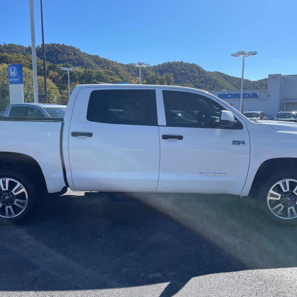 2021 Toyota Tundra SR5