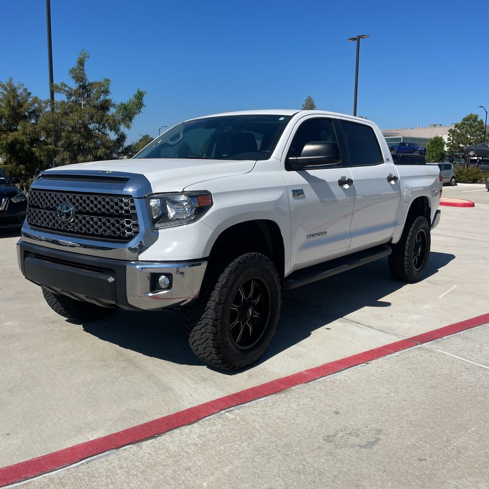 2020 Toyota Tundra SR5