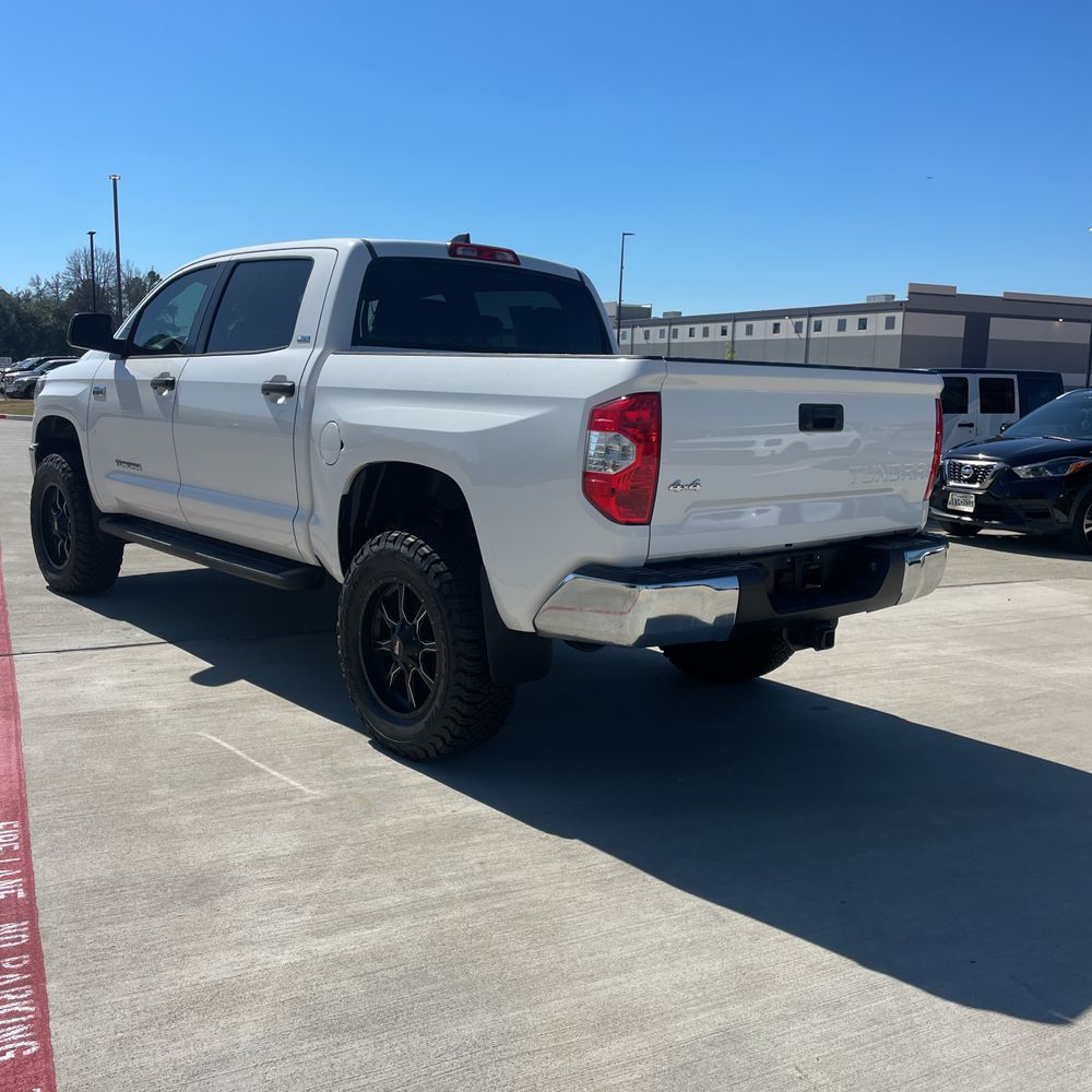 2020 Toyota Tundra SR5