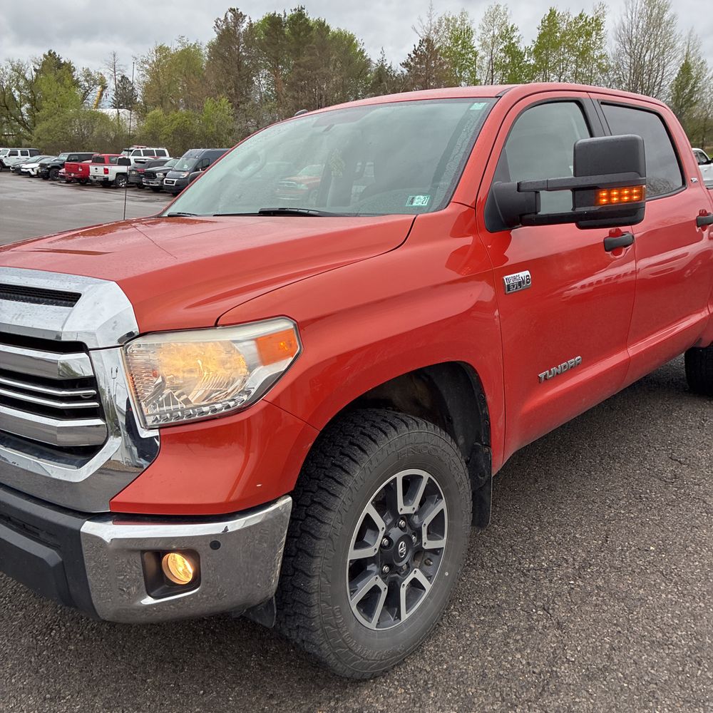2017 Toyota Tundra SR5