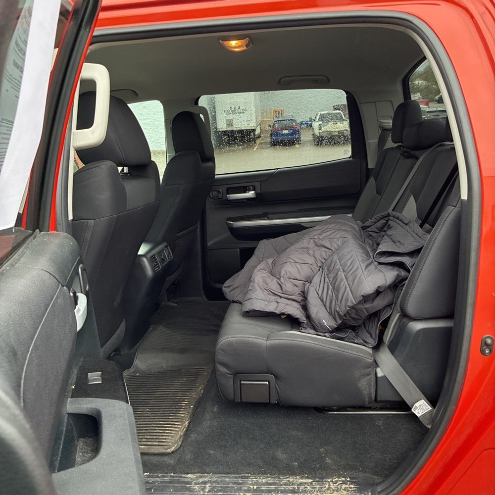 2017 Toyota Tundra SR5