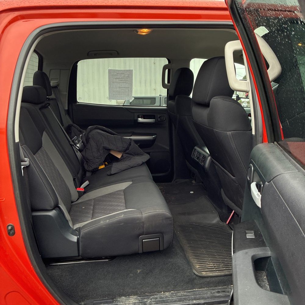 2017 Toyota Tundra SR5