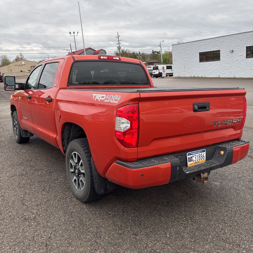 2017 Toyota Tundra SR5