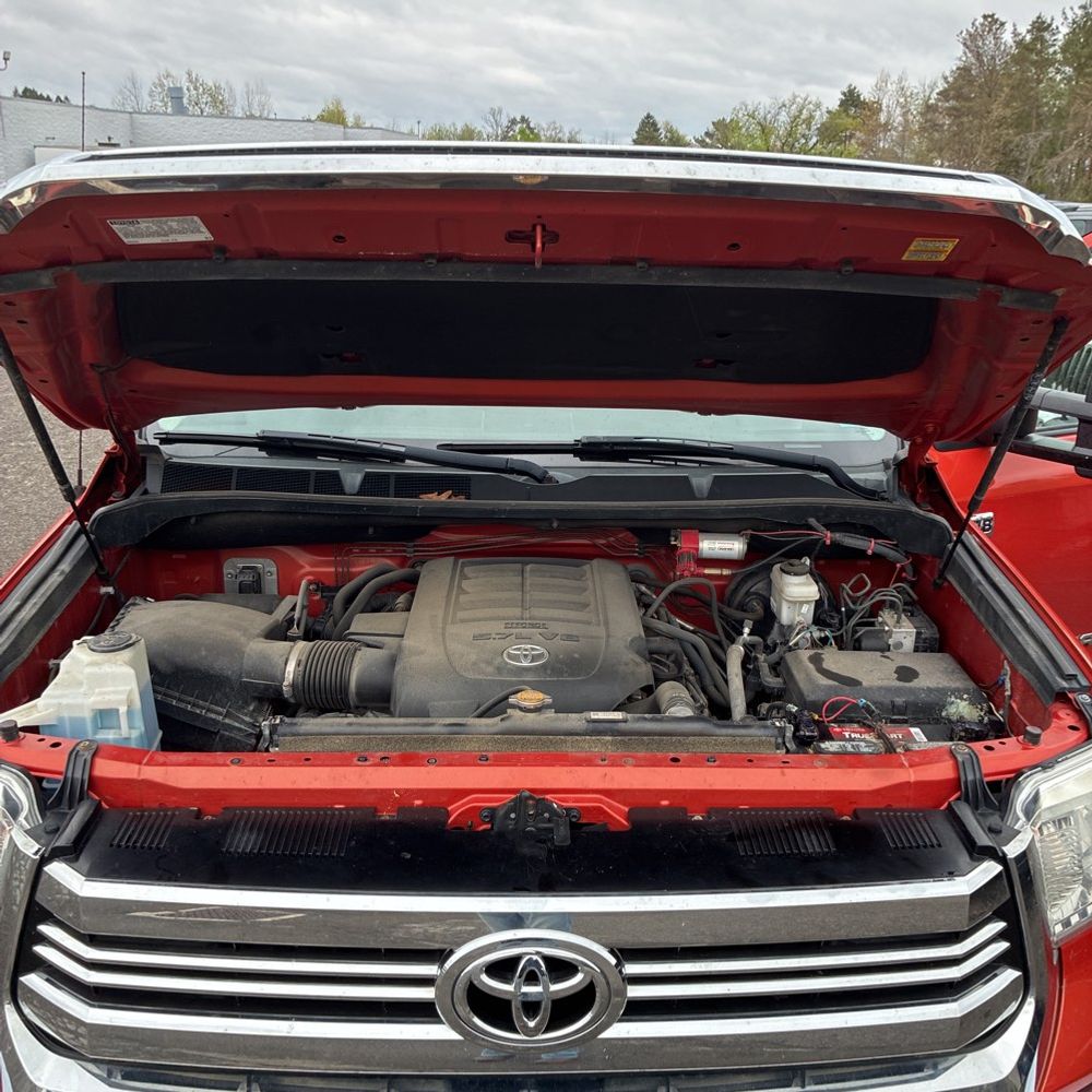 2017 Toyota Tundra SR5