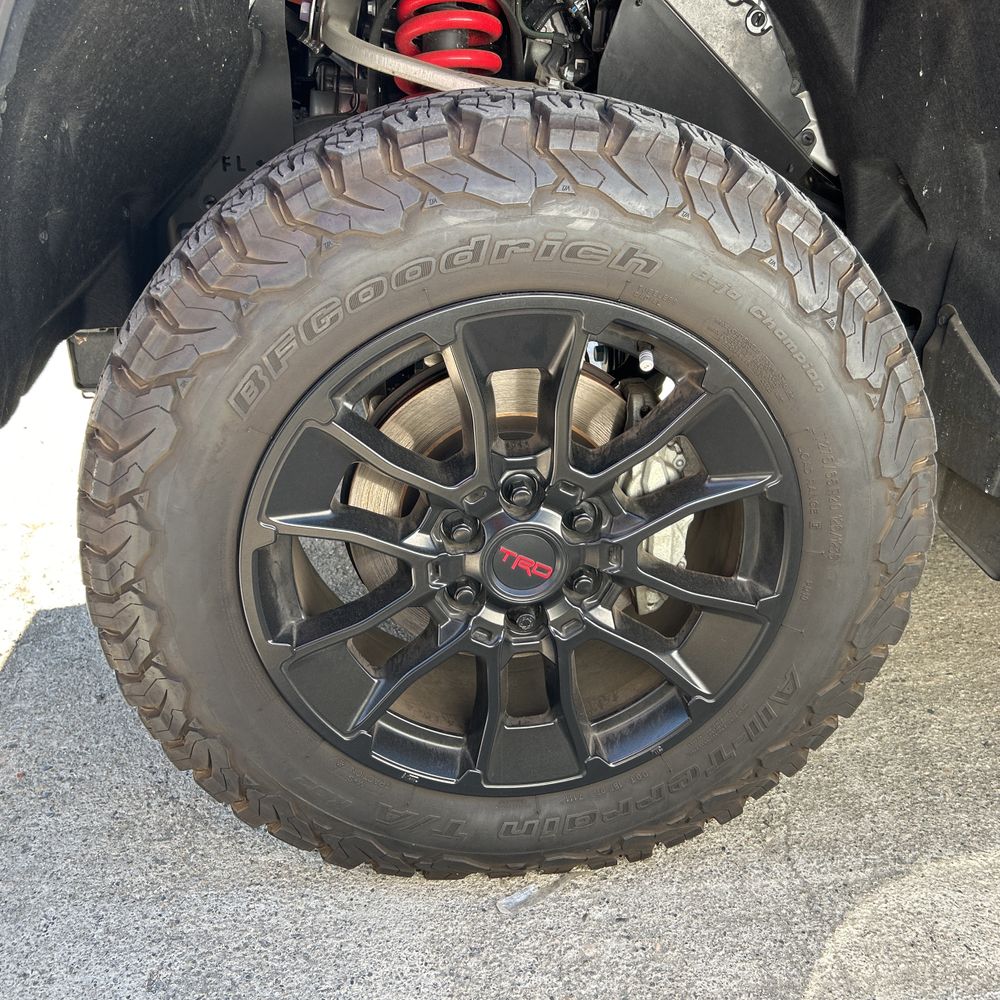 2023 Toyota Tundra Limited HV