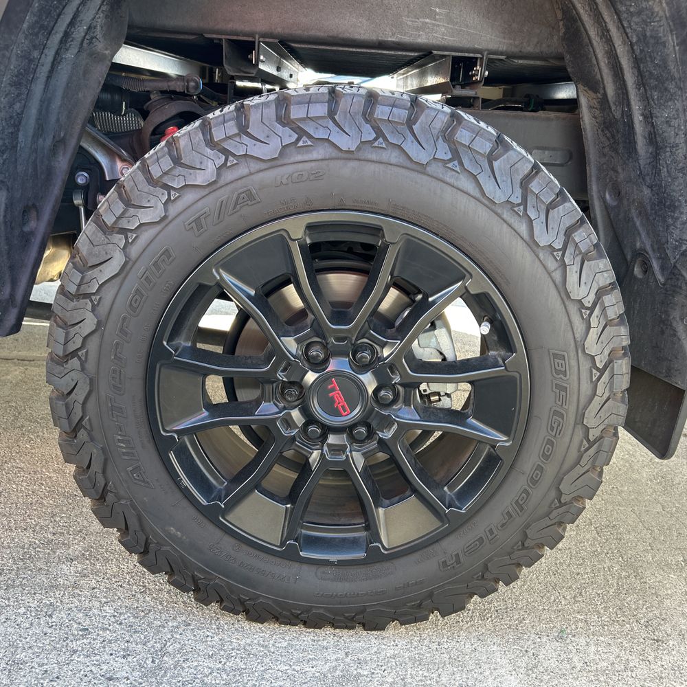 2023 Toyota Tundra Limited HV