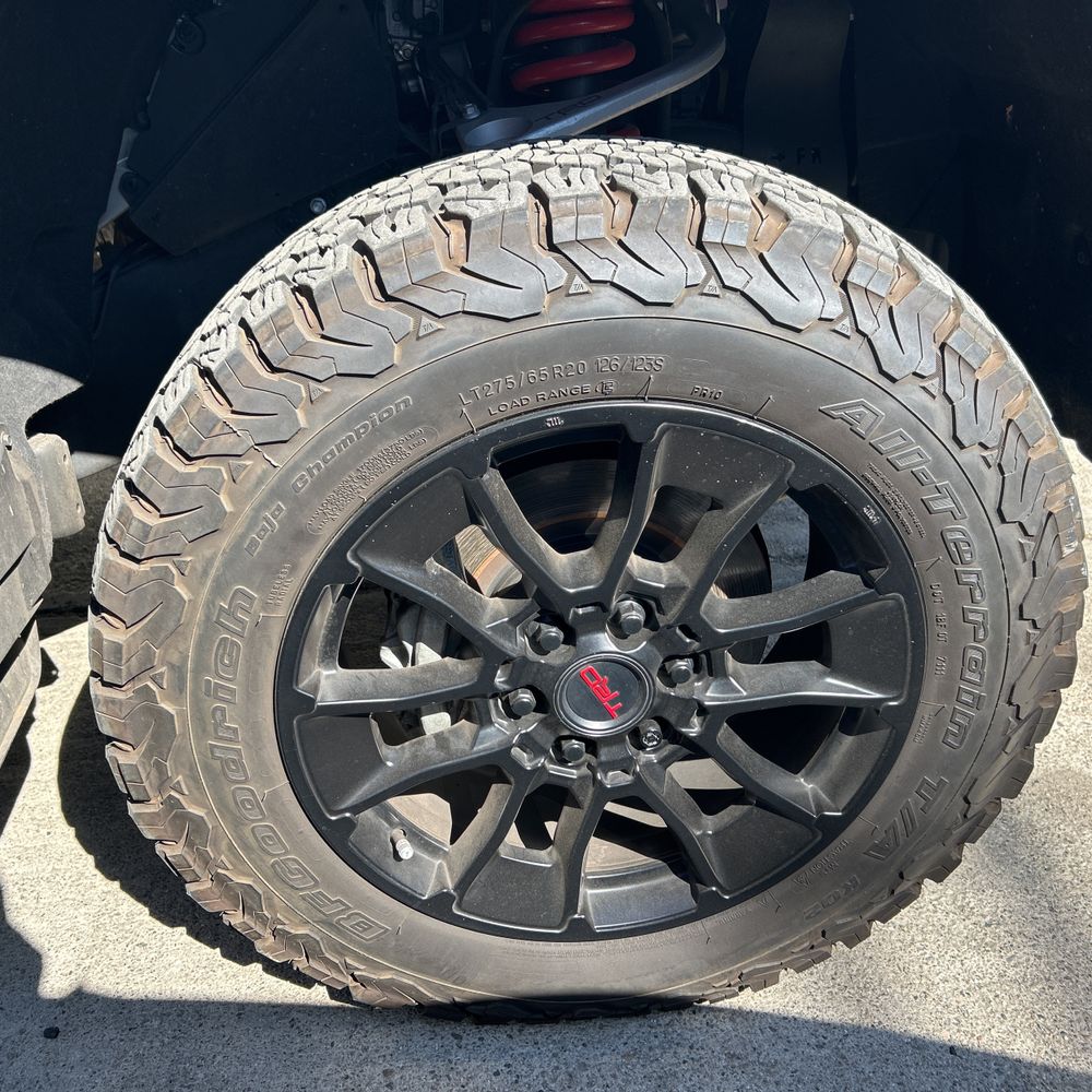 2023 Toyota Tundra Limited HV