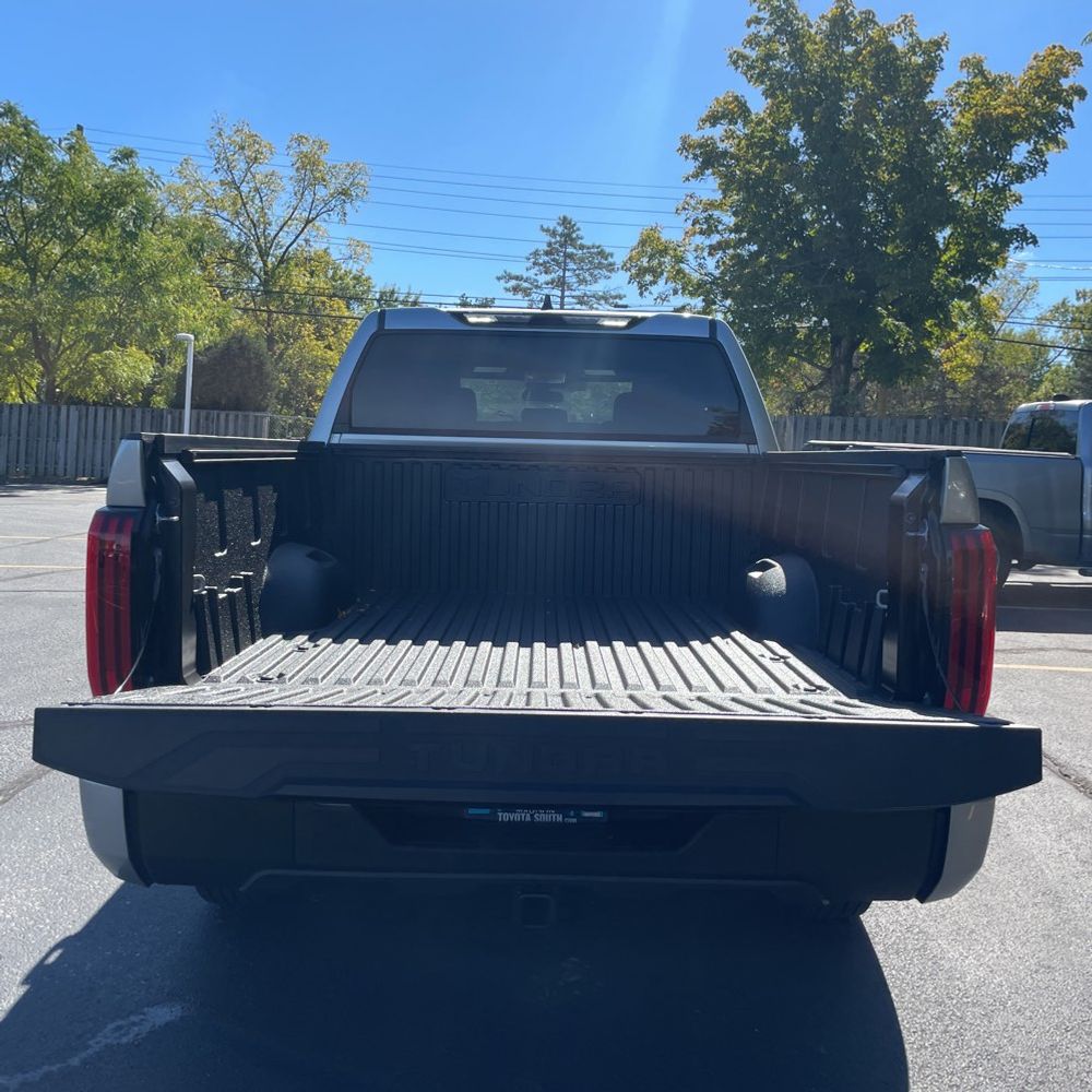 2025 Toyota Tundra SR