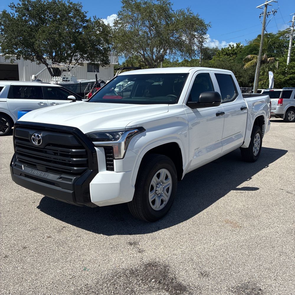 2025 Toyota Tundra SR