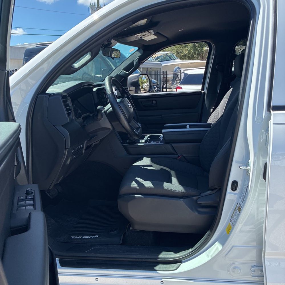 2025 Toyota Tundra SR