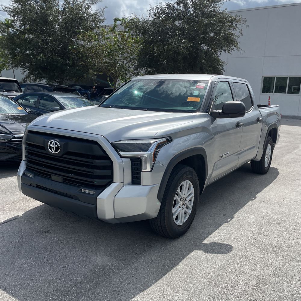 2022 Toyota Tundra SR5