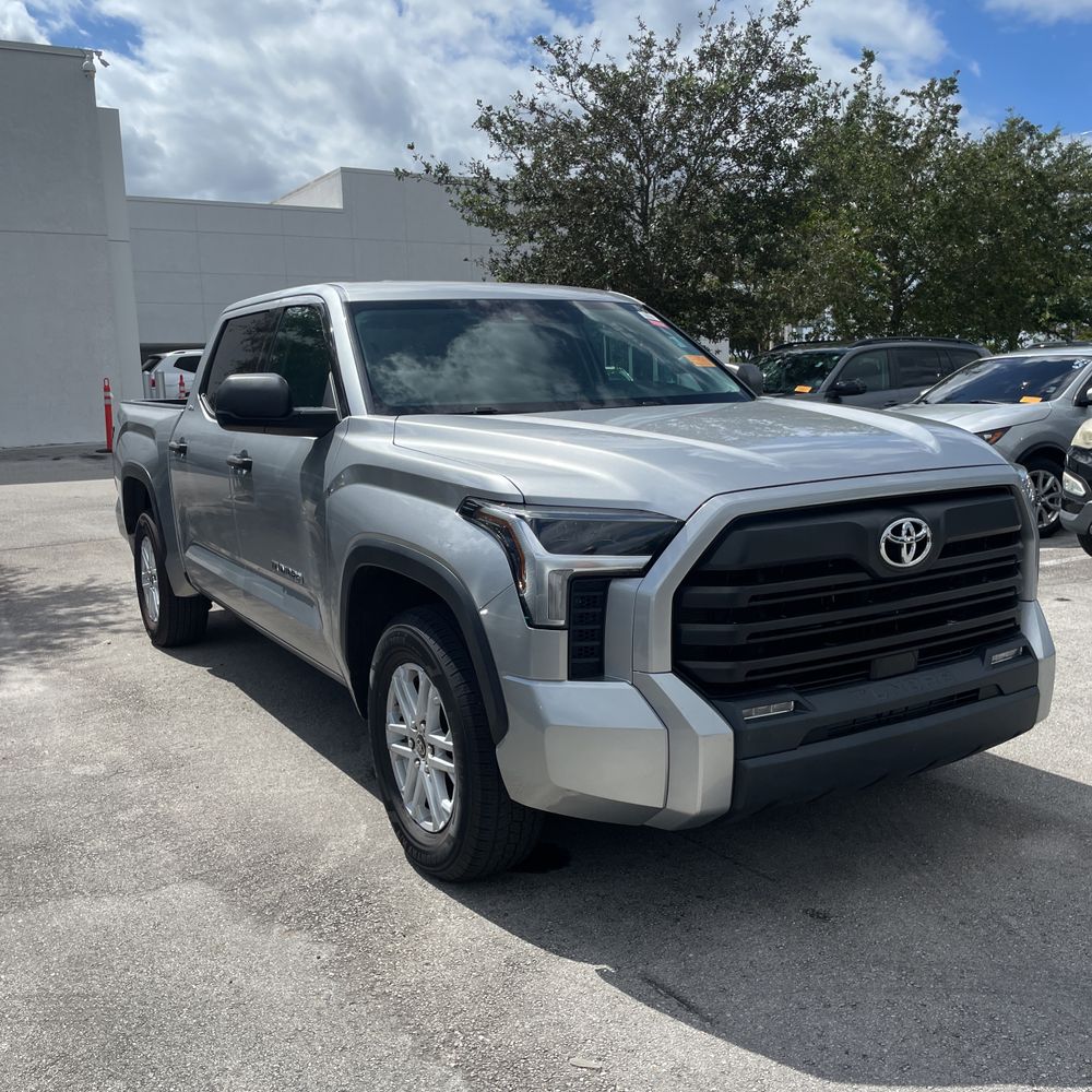 2022 Toyota Tundra SR5