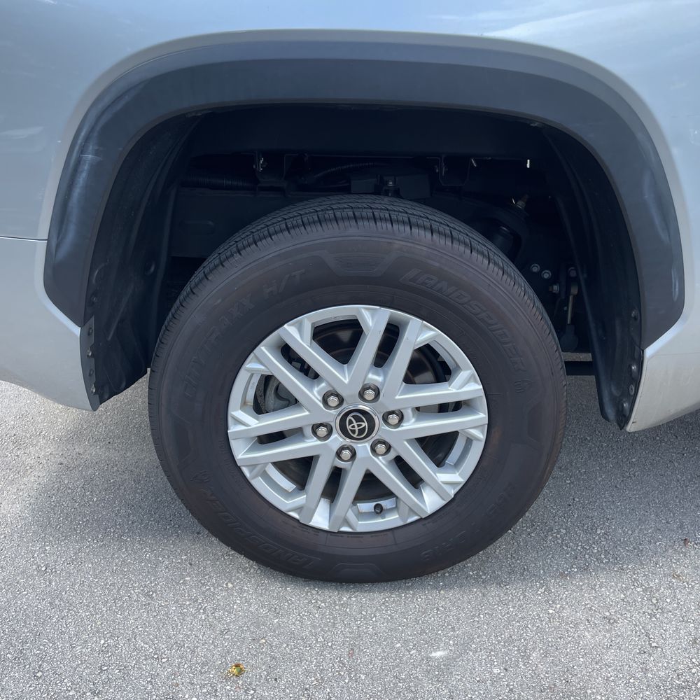 2022 Toyota Tundra SR5