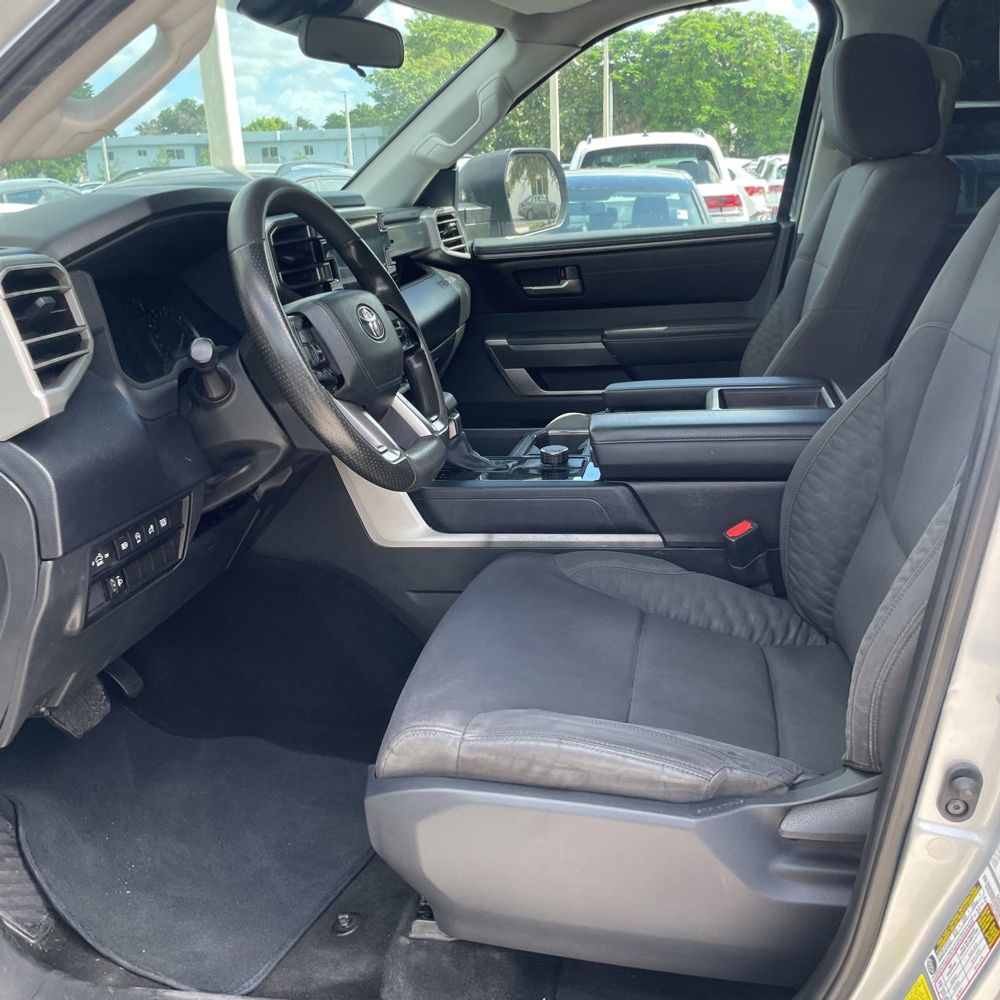 2022 Toyota Tundra SR5