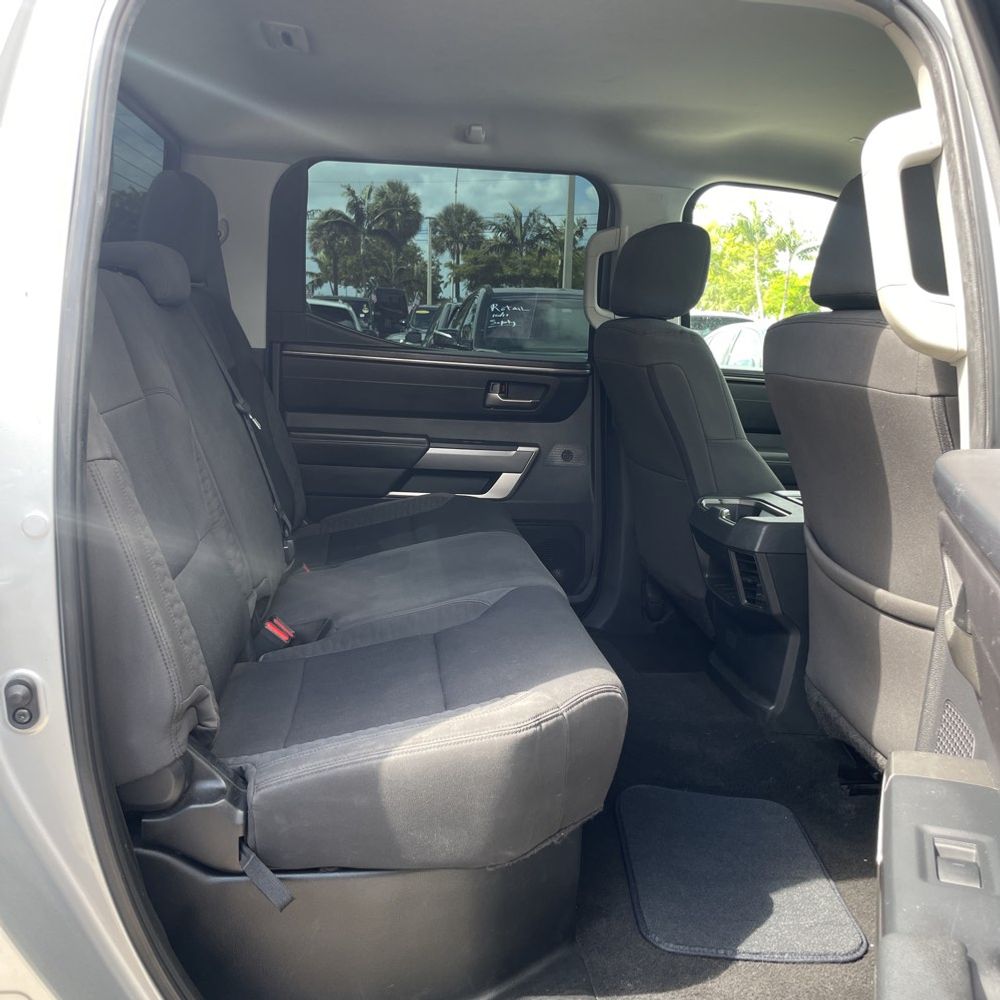 2022 Toyota Tundra SR5