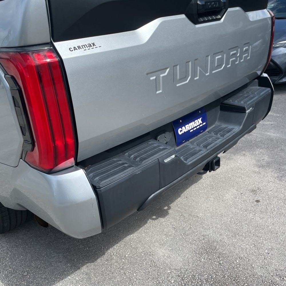 2022 Toyota Tundra SR5