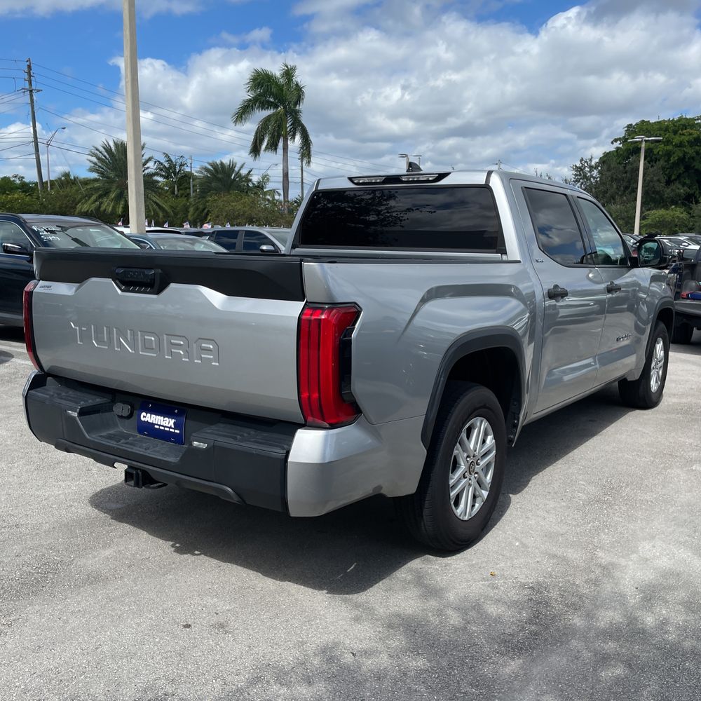 2022 Toyota Tundra SR5