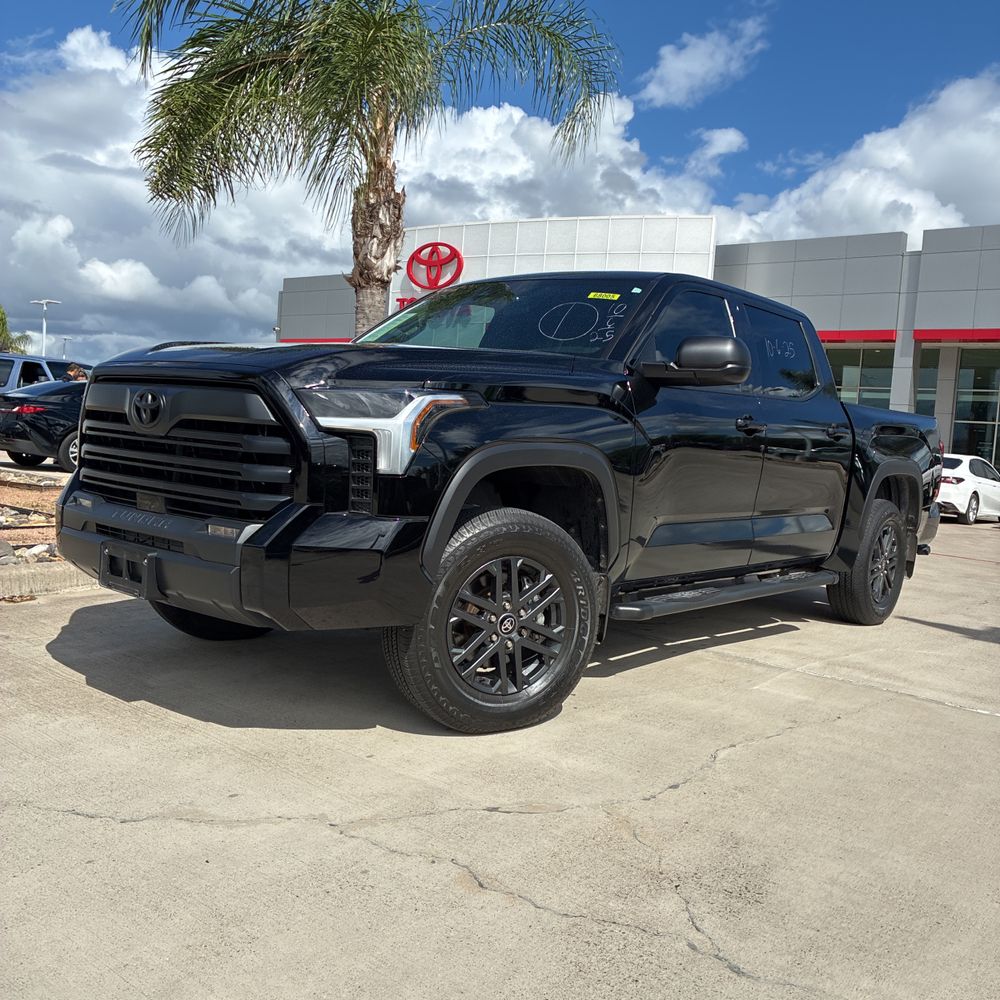 2025 Toyota Tundra SR5