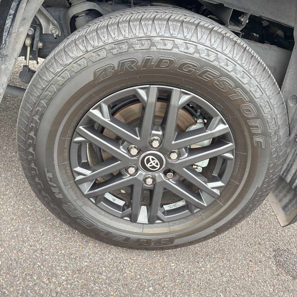 2025 Toyota Tundra SR5