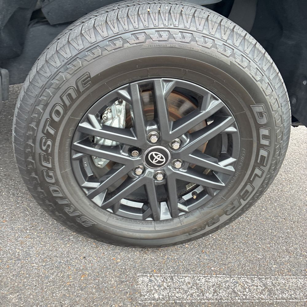 2025 Toyota Tundra SR5