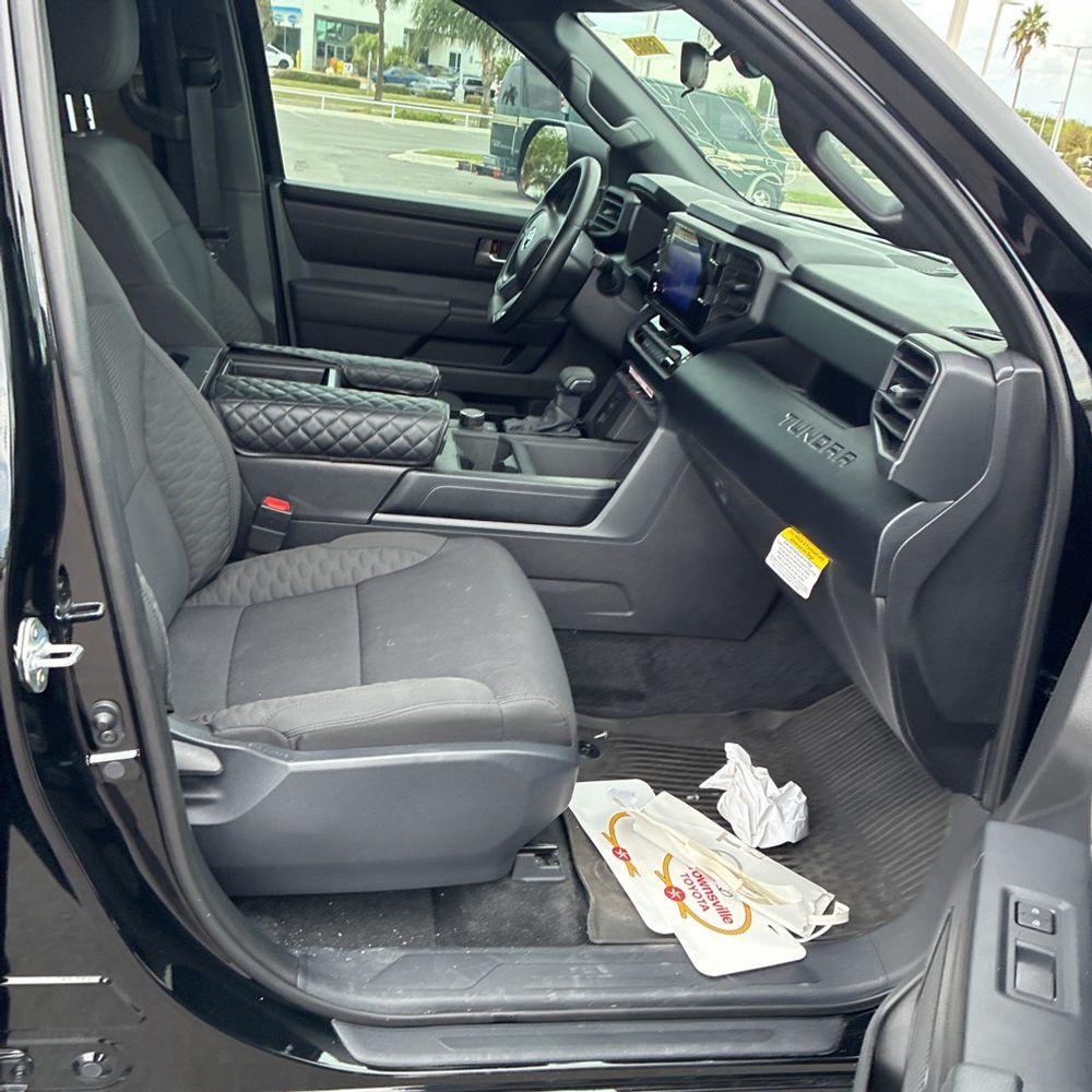2025 Toyota Tundra SR5